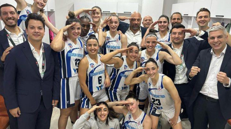 Kadın Basketçiler Seriye Galip Başladı