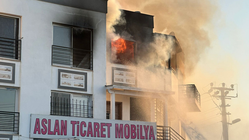 Akçaalan'da Tüp Patlaması Korku ve Paniğe Neden Oldu