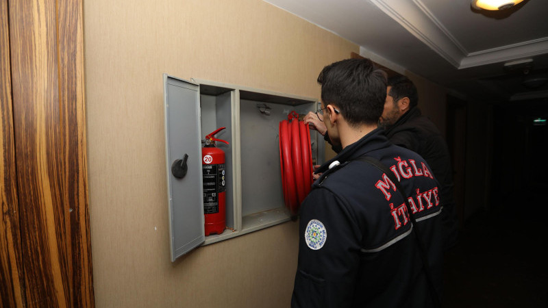 Büyükşehir Tesislerde Yangın Denetimlerine Devam Ediyor