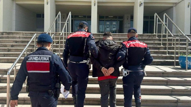 33 Yıl Kesinleşmiş Hapis Cezasıyla Aranan Şahıs Yakalandı