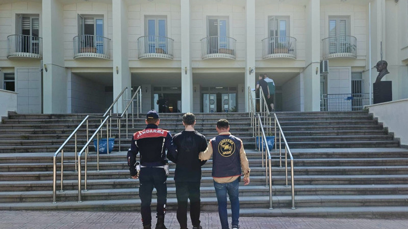 Aranan Mahkum Turgutreis'te Yakalandı
