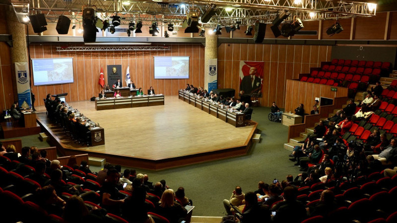 Nisan Meclisinde Yeni Encümen ve Komisyon Üyeleri Belirlendi