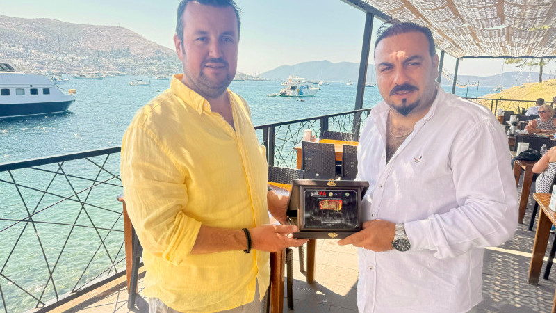 Alevlerin Tanıkları Ali Ballı ve Eren Ayhan Ödüllendirildi