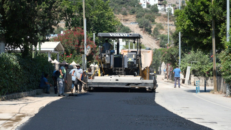 Belediye Asfalt Çalışmalarına Devam Ediyor
