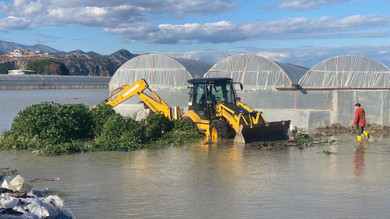 MUSKİ, İl Genelinde Etkili Olan Yoğun Yağışlara Anında Müdahale Etti