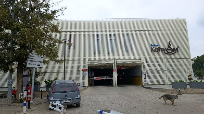 MUTTAŞ'tan Engelli Vatandaşa Otopark Şoku!