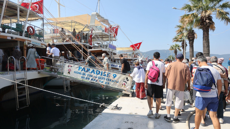 Şehit Aileleri ve Gaziler Muğla’nın Eşsiz Koylarında Ağırlandı
