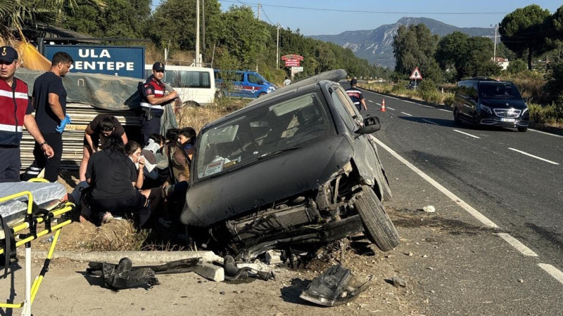 Ula’da Tek Taraflı Trafik Kazası: 7 Kişi Yaralandı