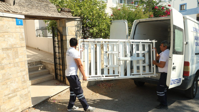 Bodrum Belediyesi Medikal Malzeme Desteğini Sürdürüyor