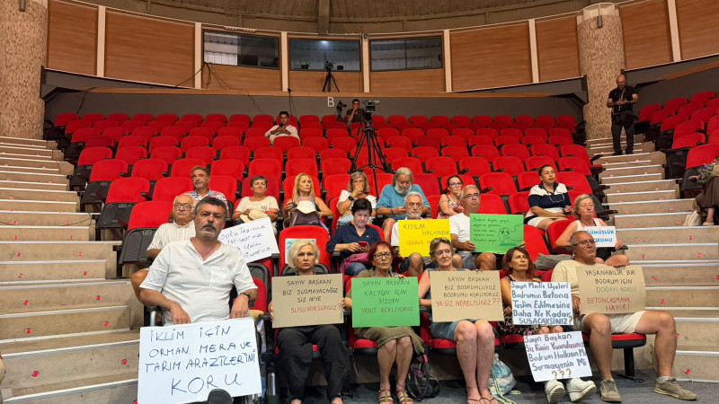 Bodrum Belediye Meclisinde Çevre Protestosu: 