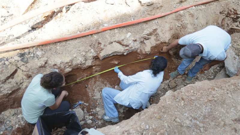 Kötekli’de Yol Kazısında Mezar Buluntuları Ortaya Çıktı