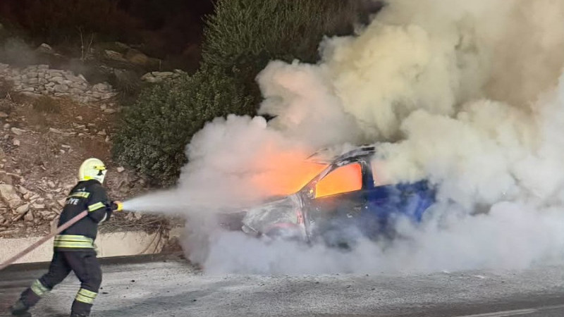 Bodrum’da Korkutan Araç Yangını! İtfaiye Hızla Müdahale Etti